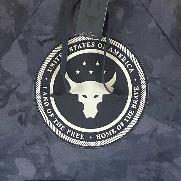 Men’s Project Rock SM Veteran Hoodie - Picture 2 of 10